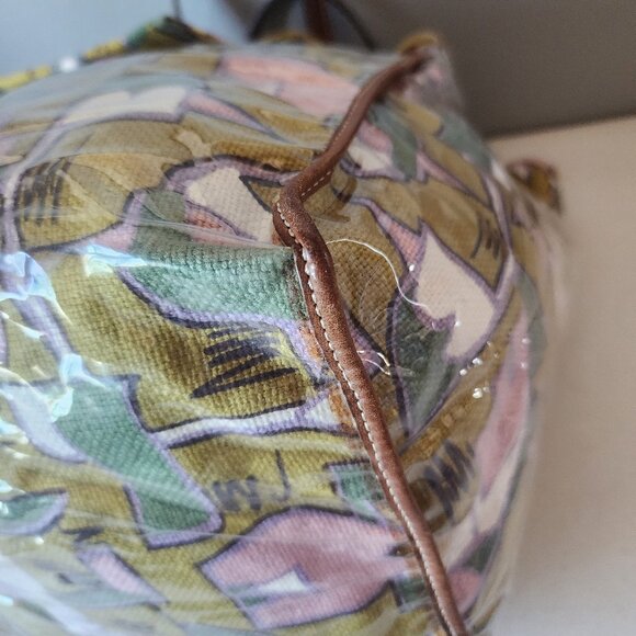 Marni Large Tote "EUC" - Picture 9 of 16